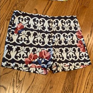 LOFT Print Shorts Size 8